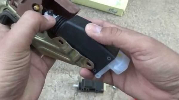 Ремонт дверных замков г. Пушкин