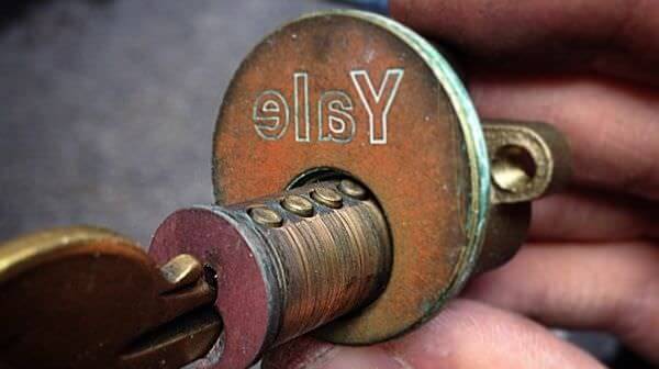 Срочная замена замков в Пушкине